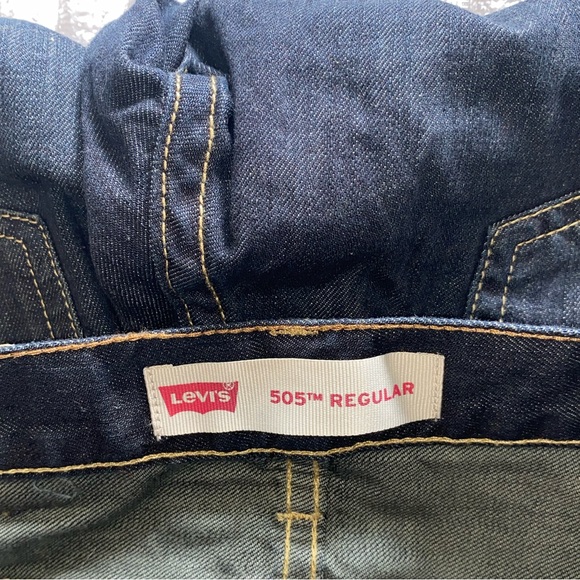 Levi’s 505 | big boys jeans | size 14 Reg. 27X27 - Picture 4 of 7